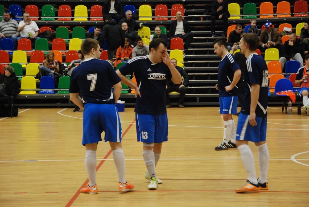 FOTO.VIDEO: "UPTK" pēcspēles sitienu sērijā zaudē Rīgas komandai "Tente"