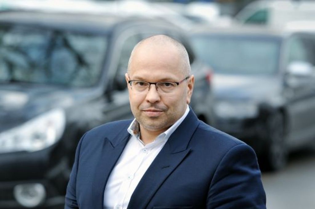 Jaunu auto tirgus - aizvien pirmskrīzes līmenī