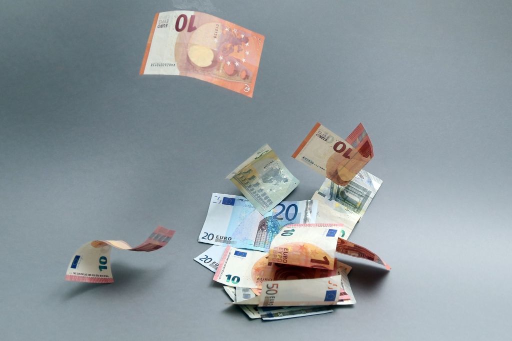 Lielākie nodokļu parādnieki VID parādā 255 miljonus eiro
