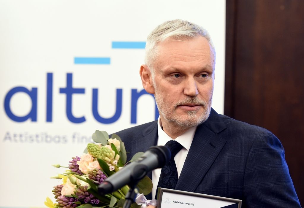 Nauda jāpelna, ne jāapgūst