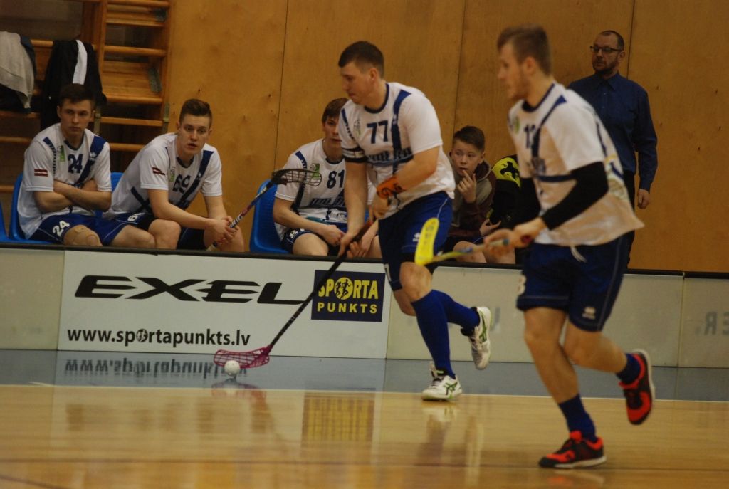 FOTO.VIDEO: "Leģions/Grobiņas novads" pusfināla pirmajā spēlē pagarinājumā pieveic "Valku"