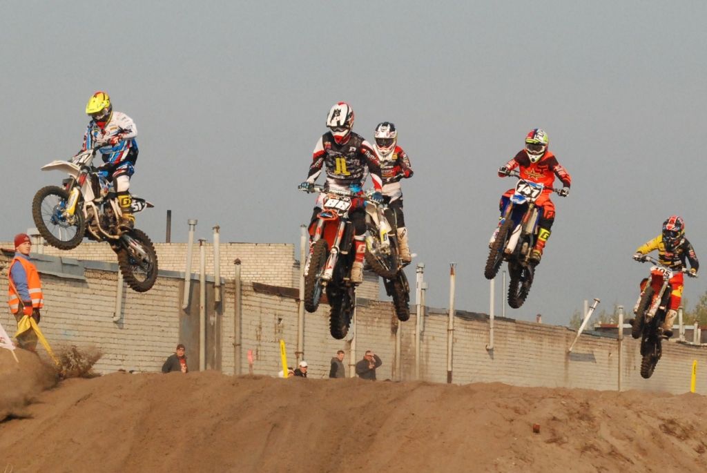 Jaunumi, balvas un atbalstītāji Latvijas motokrosa čempionāta pirmajā posmā Liepājā