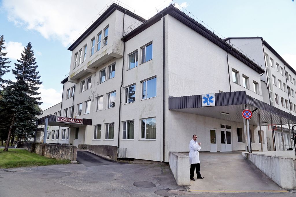 Reģionu slimnīcām atņem par labu Rīgai