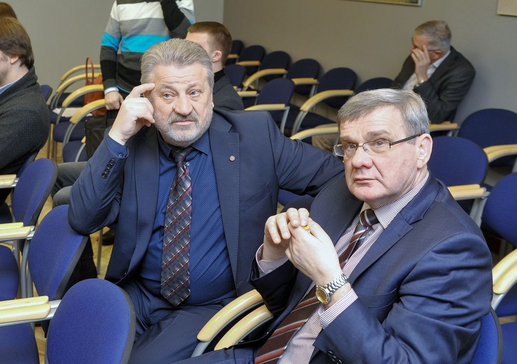 Vienotības draugi apjukuši