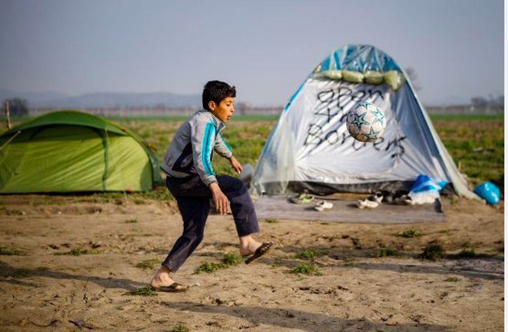 Tūkstošiem bērnu vienatnē meklē drošību Eiropā