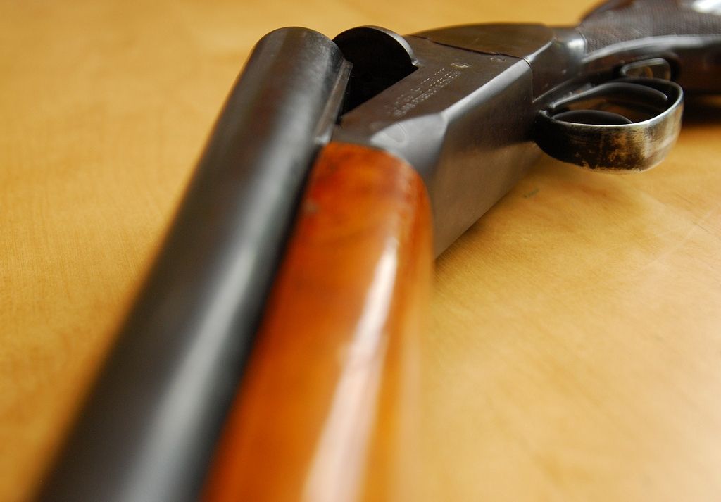 ASV sirmgalvis nošauj savu dēlu viņa seksuālās orientācijas dēļ