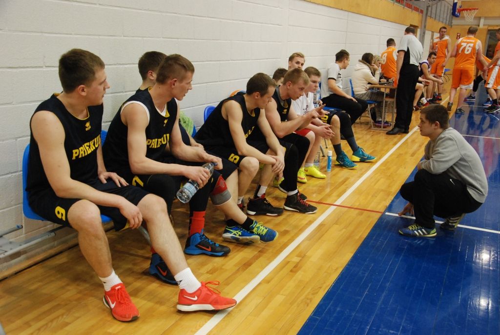 "Priekules"  basketbolisti ceturtdaļfināla pirmajā spēlē uzvar "Vaiņodi"