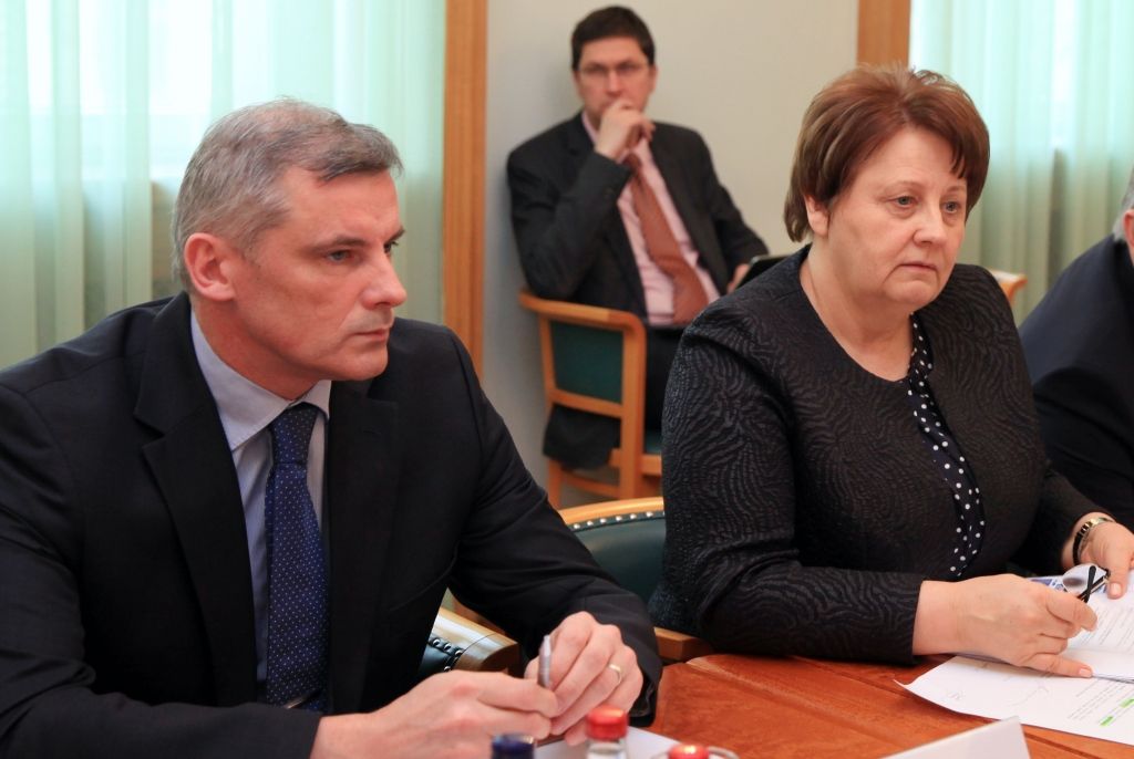 Ekspremjeres Straujumas biroja vadītājs Arnītis izvēlas zaļzemniekus