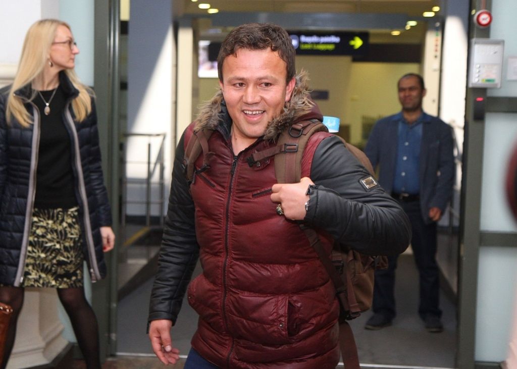 Afgāņu puisis pēc video uzrunas Grībauskaitei iegūst patvērumu Lietuvā