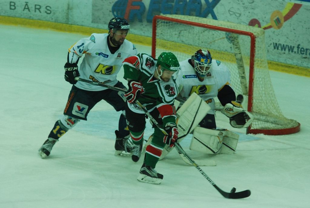 Pēc "Kurbada" uzvaras Latvijas hokeja virslīgas finālsērijā būs nepieciešama izšķirošā septītā spēle