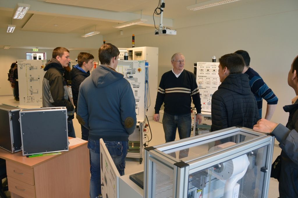 Info dienā iepazīst tehnikumu