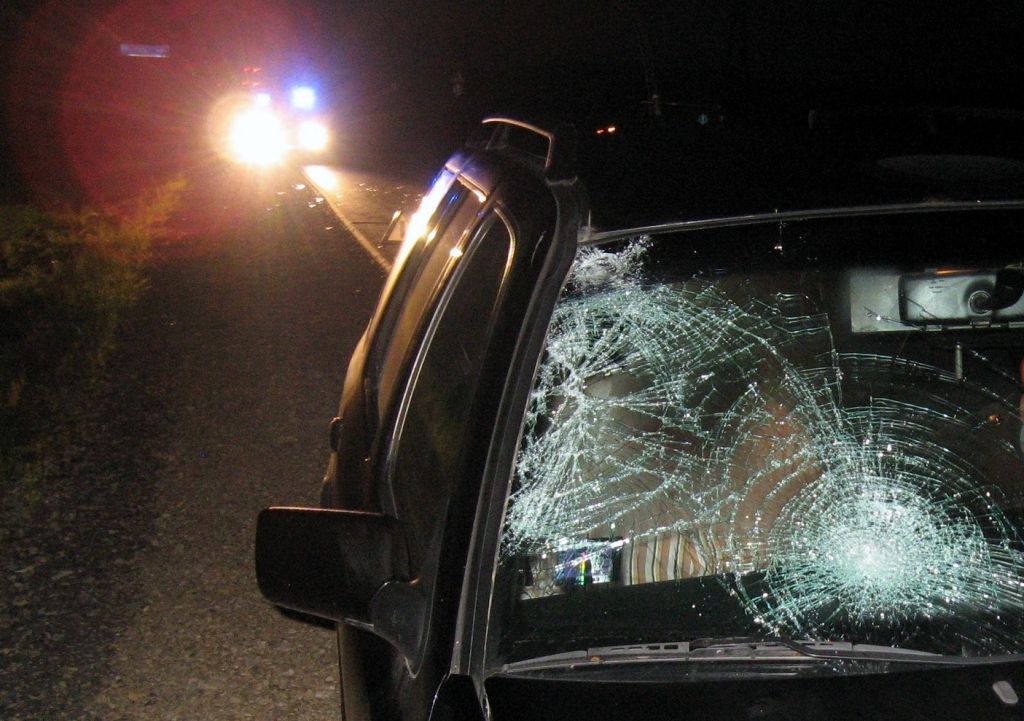 Sirmgalvja notriekts mopēdists mirst notikuma vietā