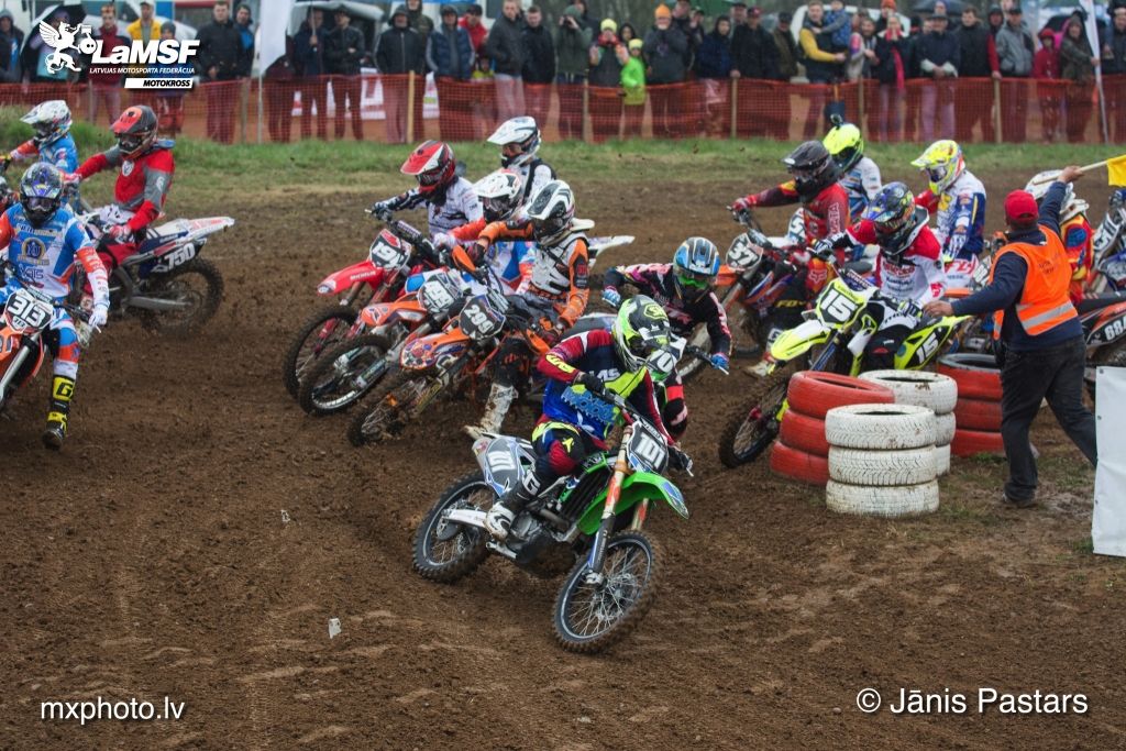 Solo klašu Latvijas čempionāta motokrosā atklāšana Aizputē jau šonedēļ