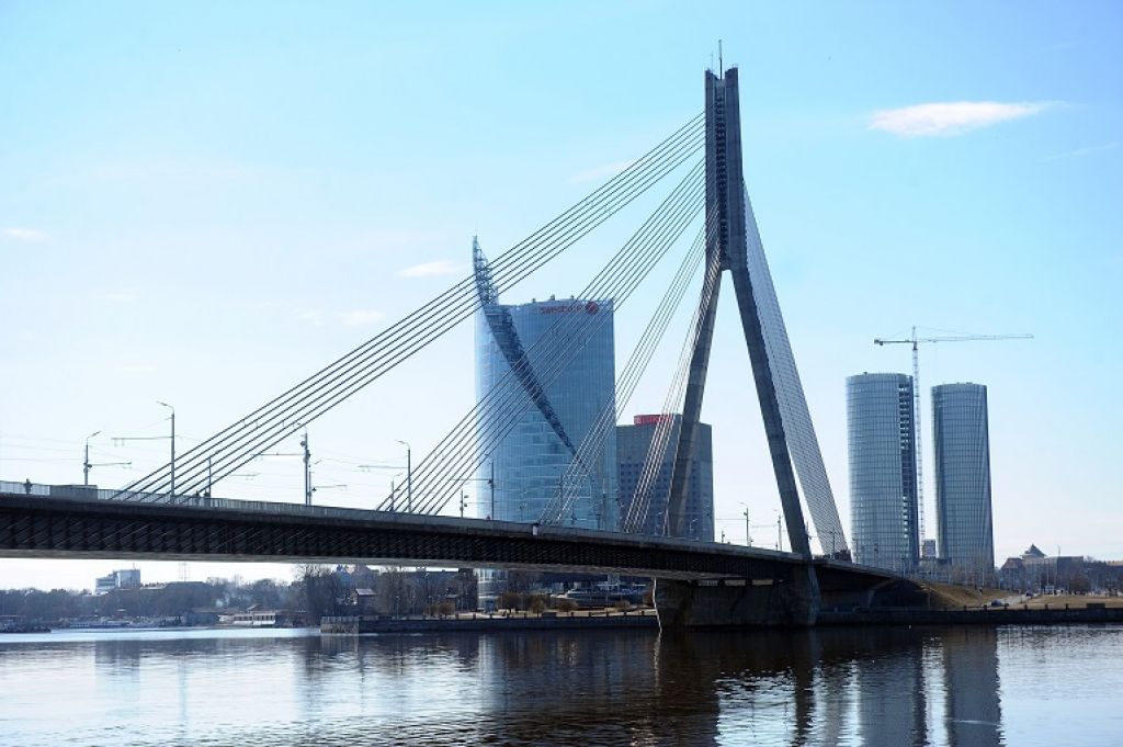 Strauji tuvojas Vanšu tilta apjomīga rekonstrukcija