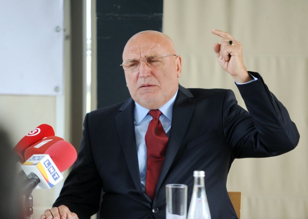 Eksperti: No Latvijas premjeriem prasmīgākais runātājs bijis Godmanis 