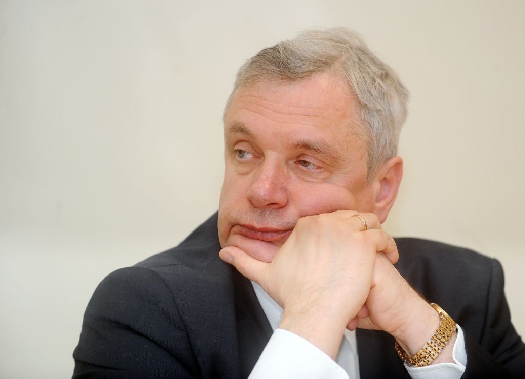 Vieni saņem, citi tikai cer