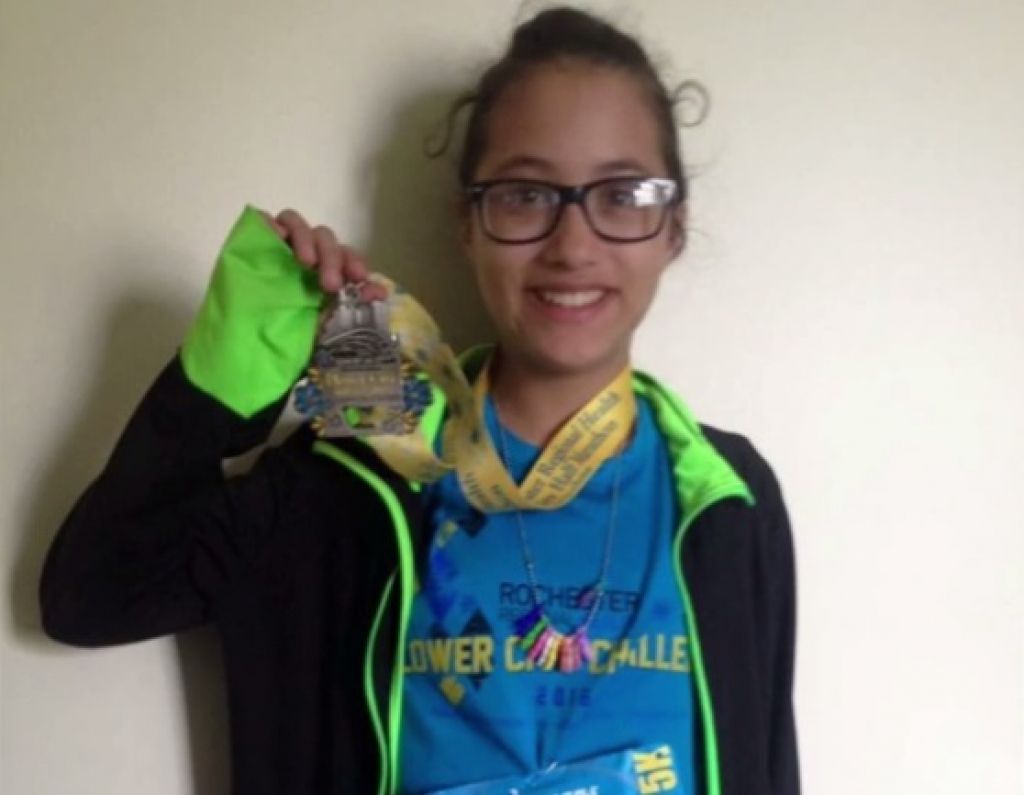 12 gadus veca meitene ASV kļūdas dēļ noskrien pusmaratonu