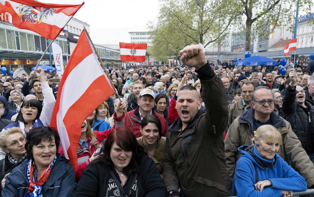 Romu saniknojis Vīnes plāns būvēt žogu uz Austrijas un Itālijas robežas