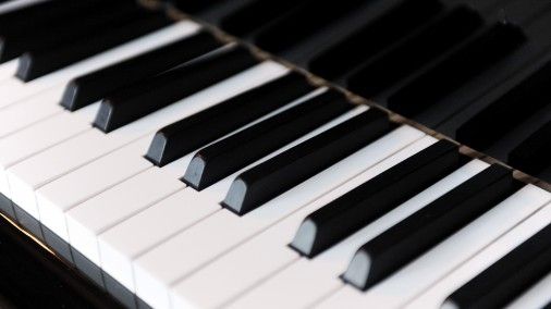 Durbē koncertā skanēs Raimonda Paula skaistākās dziesmas