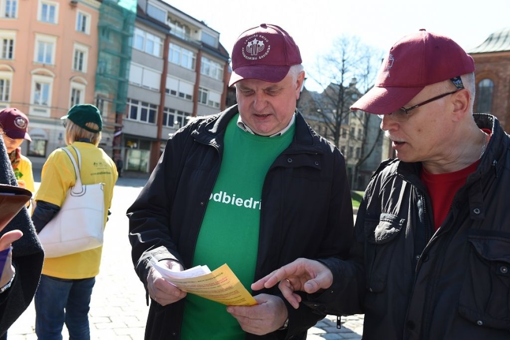 Arodbiedrības gaidīs valdības un Saeimas reakciju uz sapulcē pārrunātajām problēmām