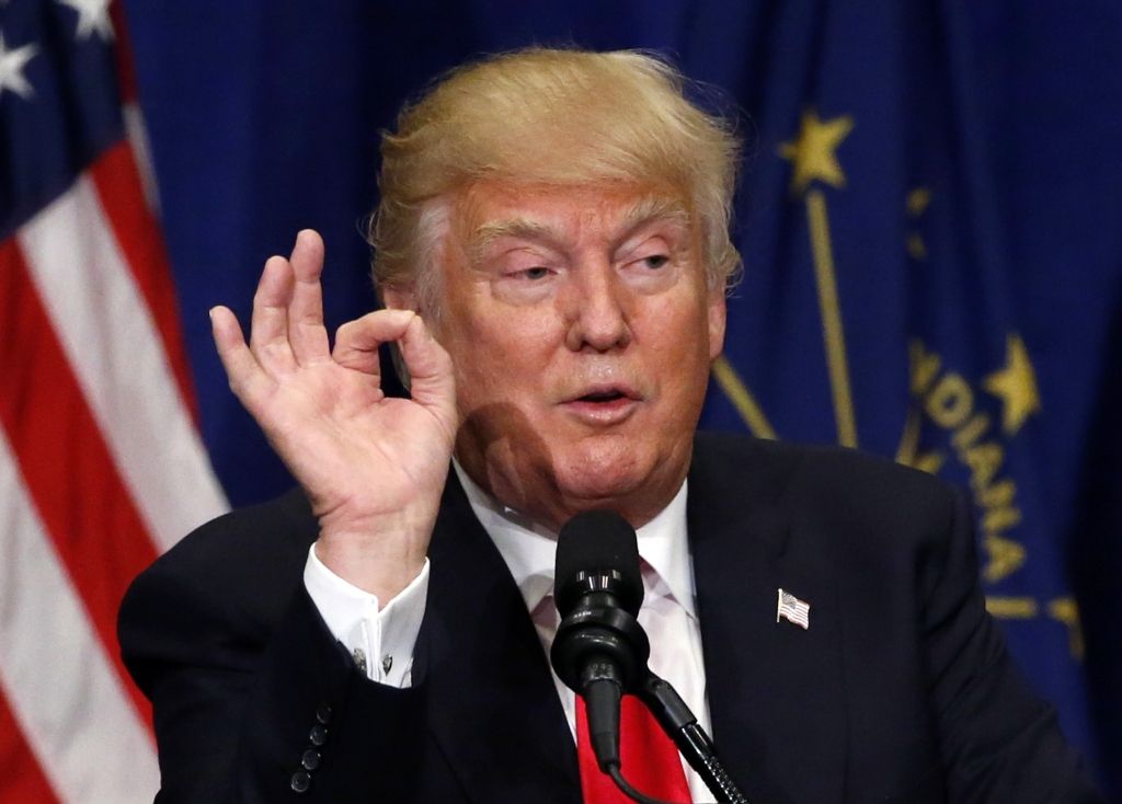 Tramps: "Zināmā brīdī" ir jāšauj uz Krievijas lidmašīnām