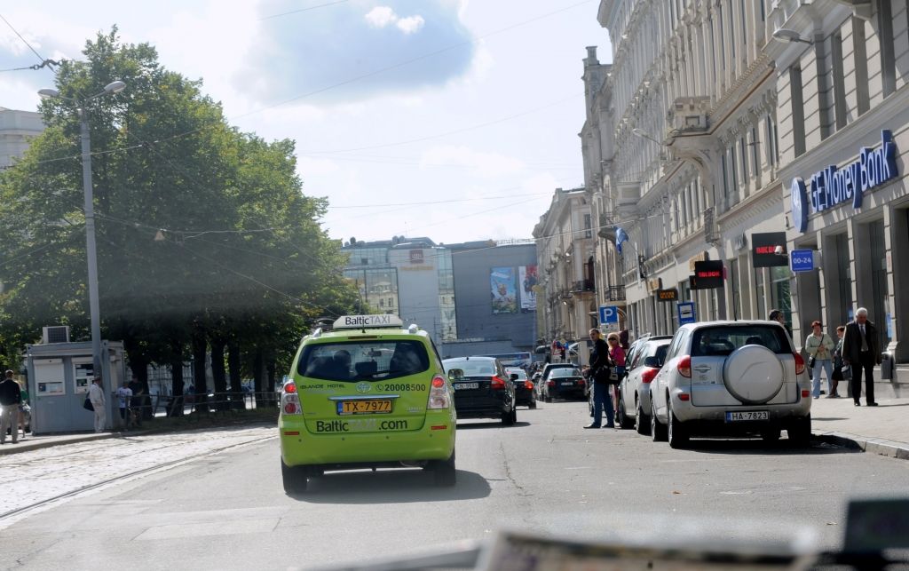 Raidījums: Baltic Taxi izveidojis vērienīgu sistēmu, kā nemaksāt PVN