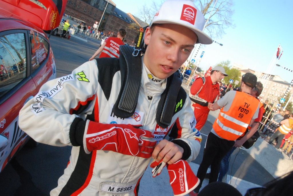 Mārtiņš Sesks rallijā "Kurzeme" finišē otrais un kļūst par Latvijas rallija čempionāta līderi