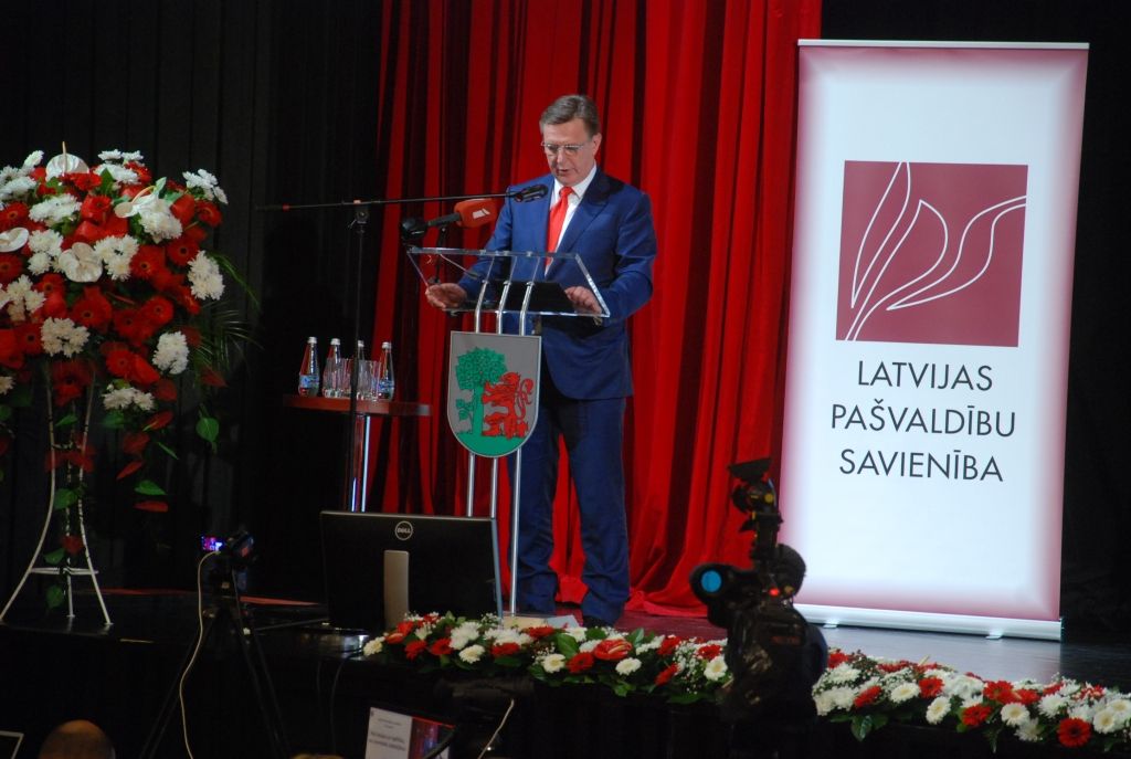 LPS kongress plāno aicināt valdību pedagogu atalgojuma reformu neīstenot uz pašvaldību rēķina