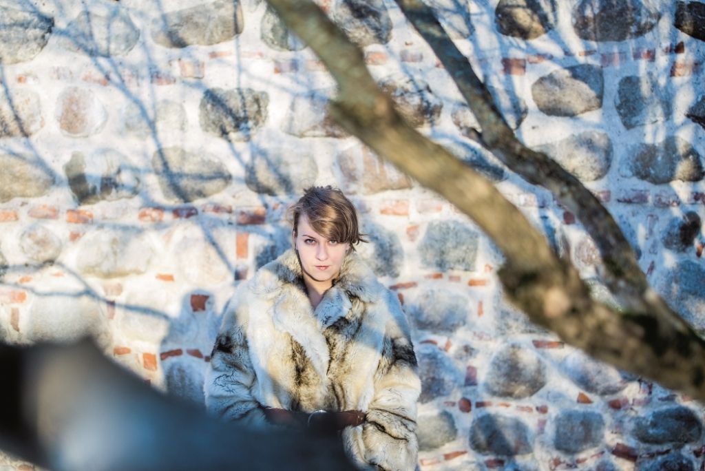 Igauņu teātra māksliniece, kura runā latviski un visu dara pati