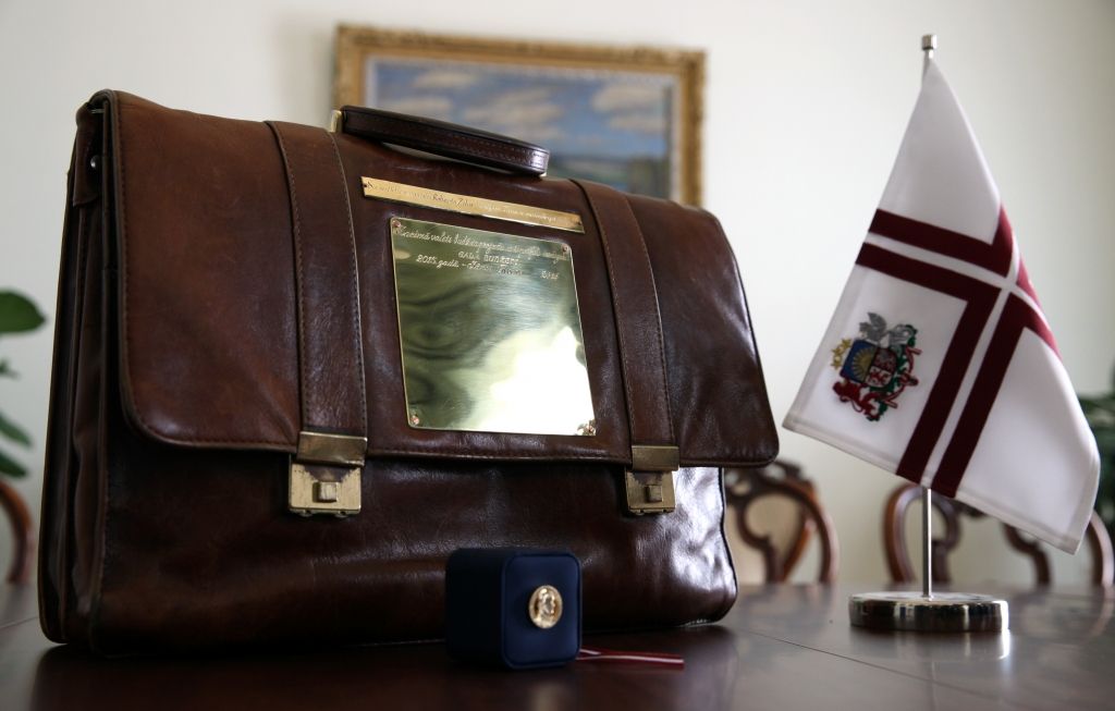 Ministrijas nākamā gada budžetā prasa papildu 400 miljonus eiro