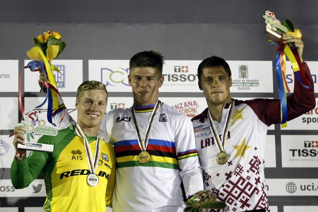 Štrombergs Rio iesildās ar bronzu pasaules čempionāta individuālajā braucienā