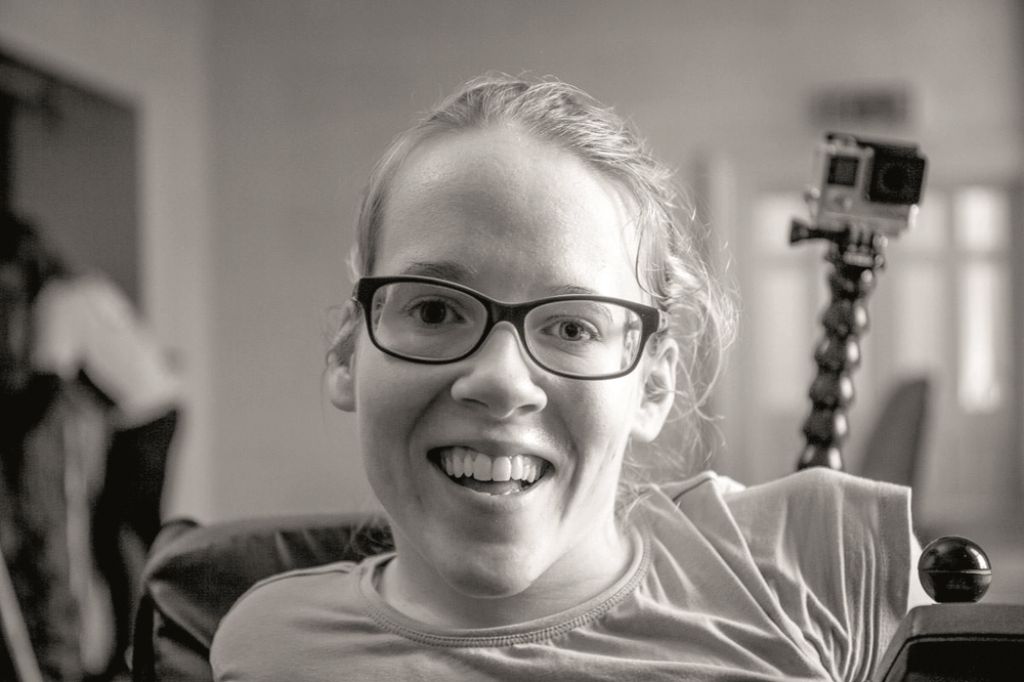 Bez rokām apkampj pasauli