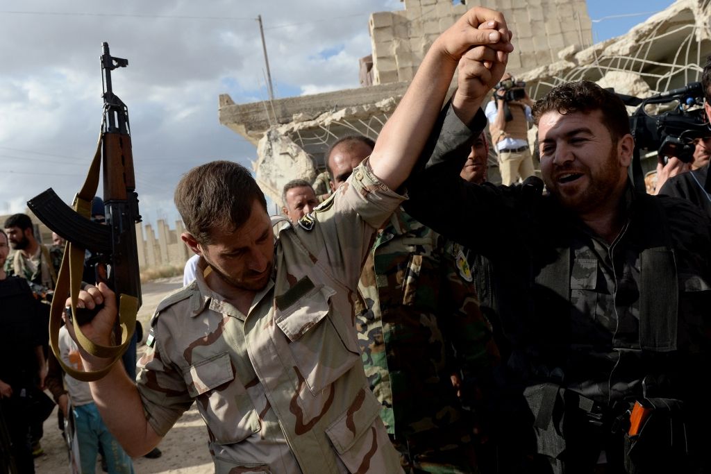 Sīrijas armija ieiet Rakas provincē