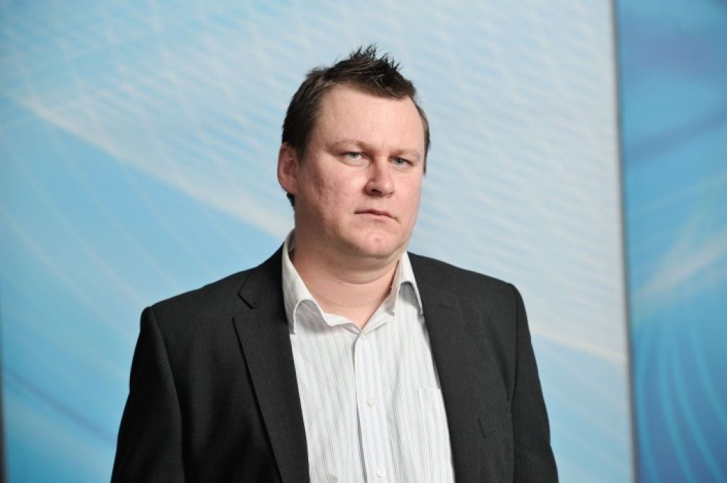 DB viedoklis: Ekonomika atkal netiek līdzi biržas cenām 