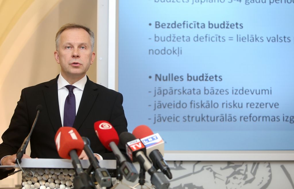 Latvijas Banka samazina šī gada tautsaimniecības izaugsmes prognozes līdz 2%