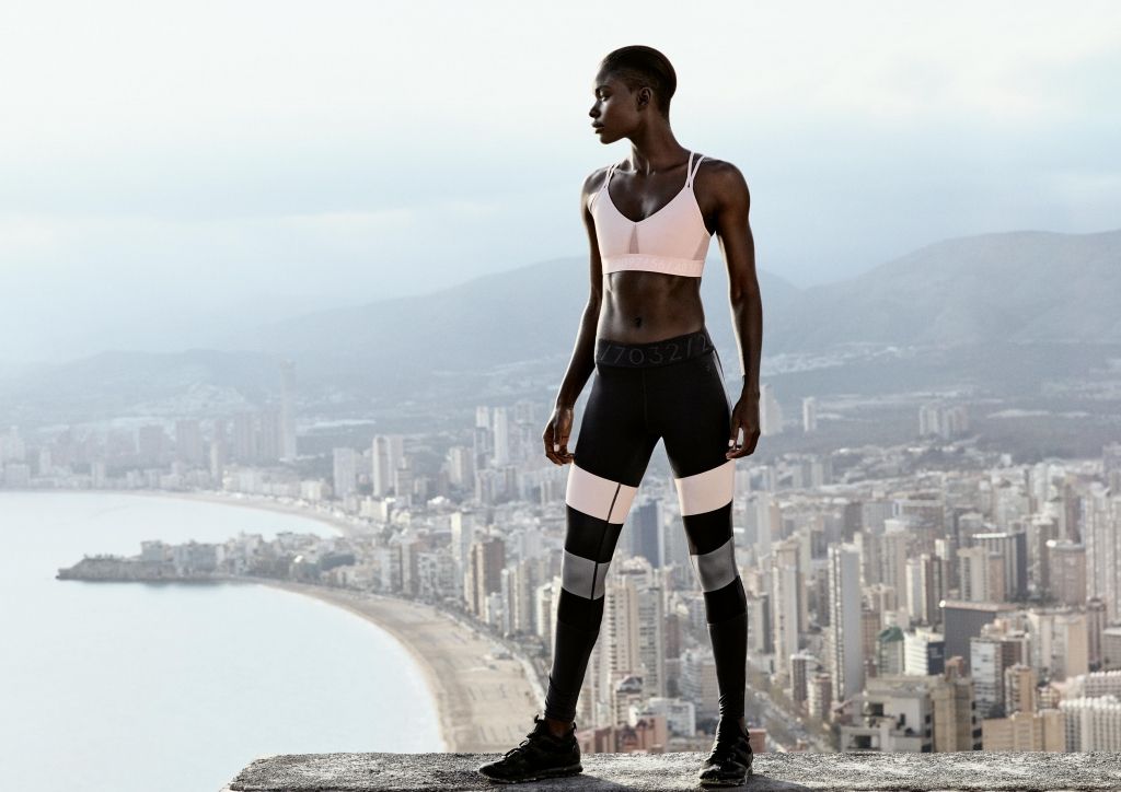 FOTO: H&M augstās modes sporta apģērbu kolekcija