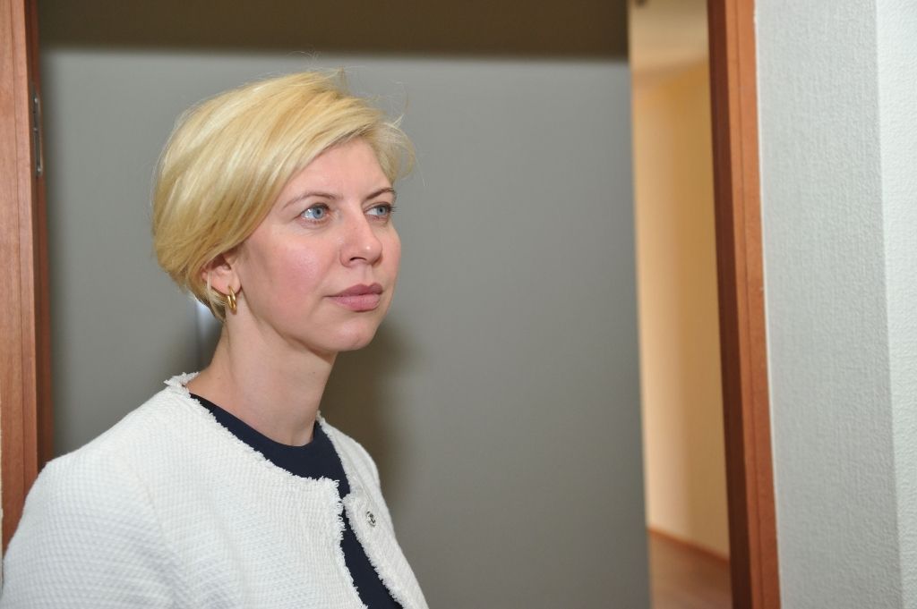 Saeima veselības ministra amatā apstiprina Andu Čakšu