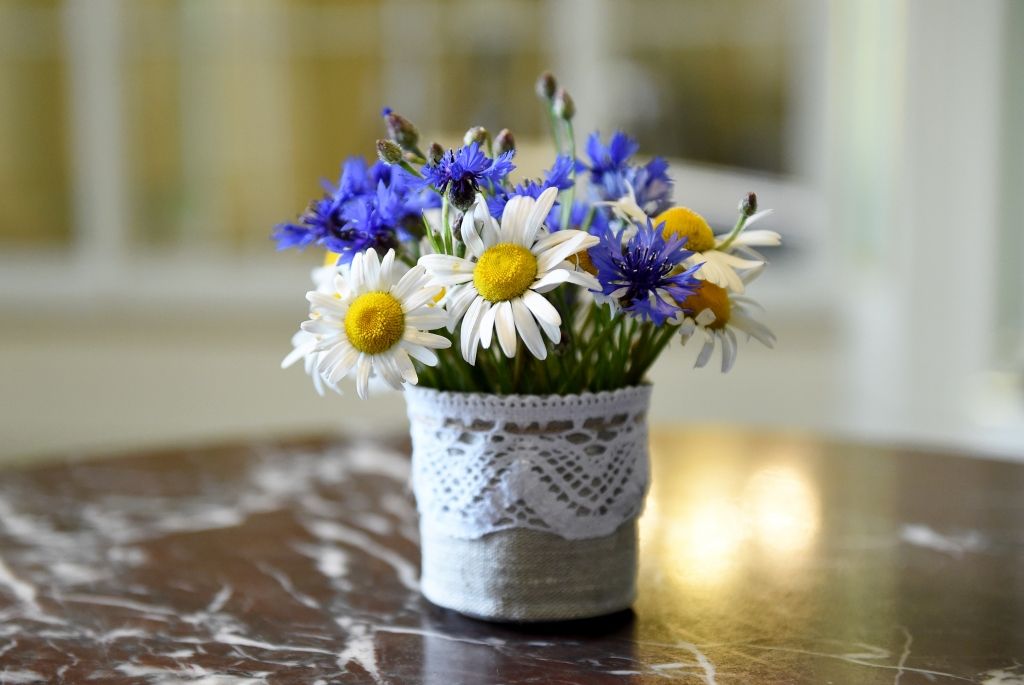 Šogad vārda dienu svinēs 9 949 Līgas un 52 007 Jāņi