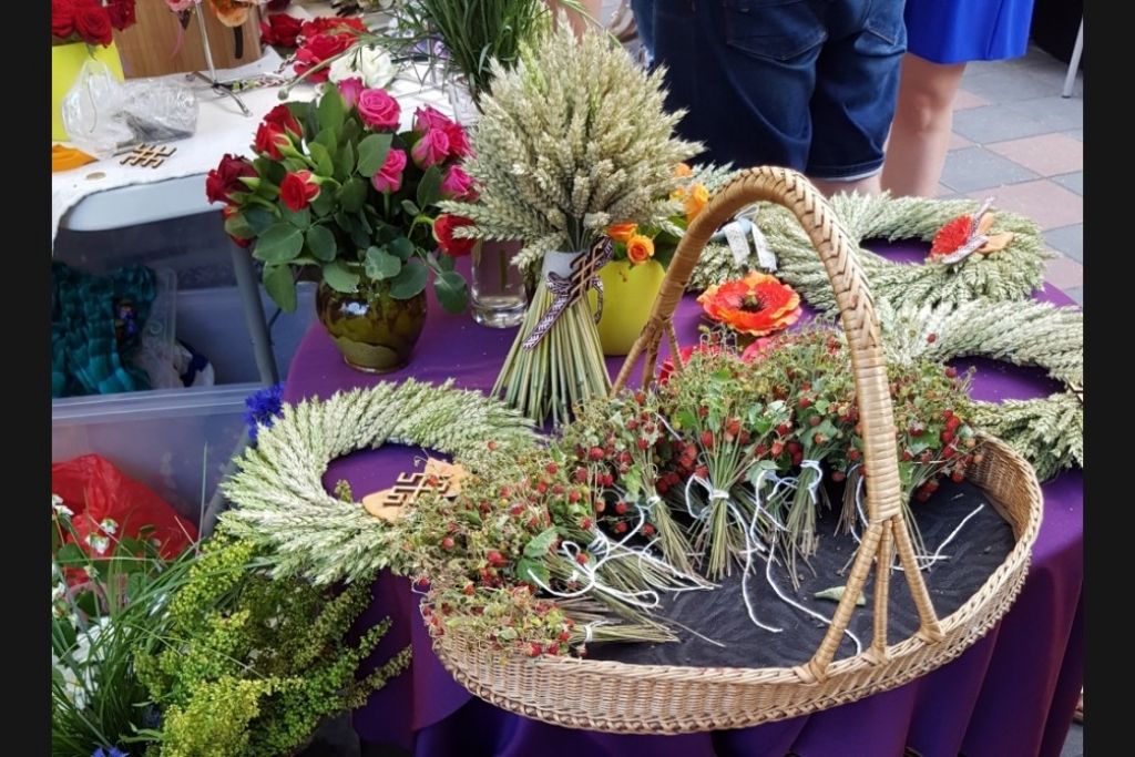 FOTO: Līgo tirdziņš Kalnciema kvartālā
