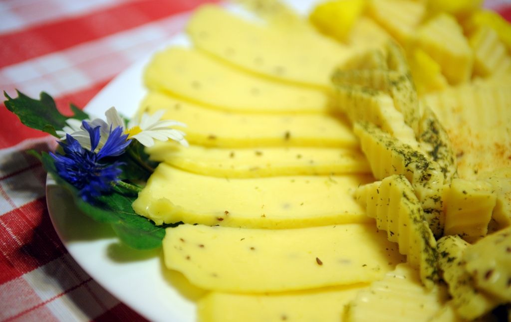 Ģimenes ārste: Ikdienā ēdam veselīgi, svētkos tas piemirstas 