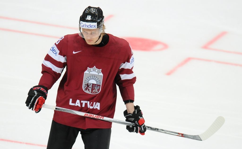 Vankūveras Canucks NHL draftā izvēlas Rodrigo Ābolu