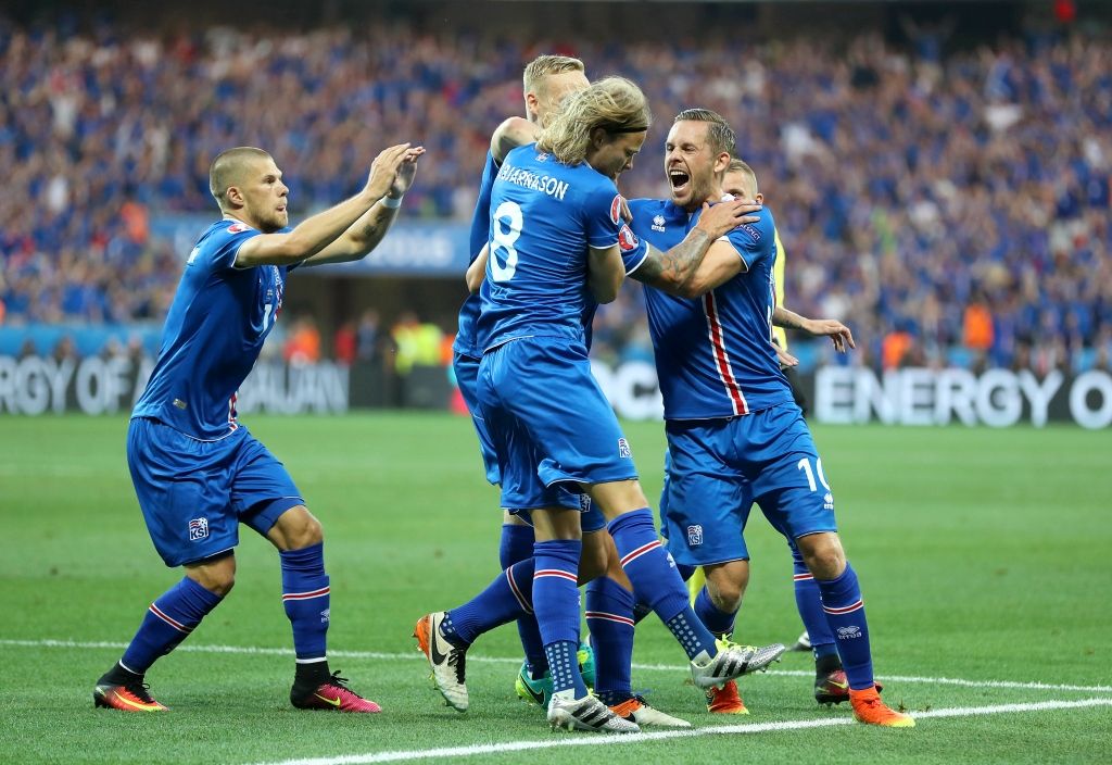 Islandes futbolisti šokē Angliju, sasniedzot ceturtdaļfinālu