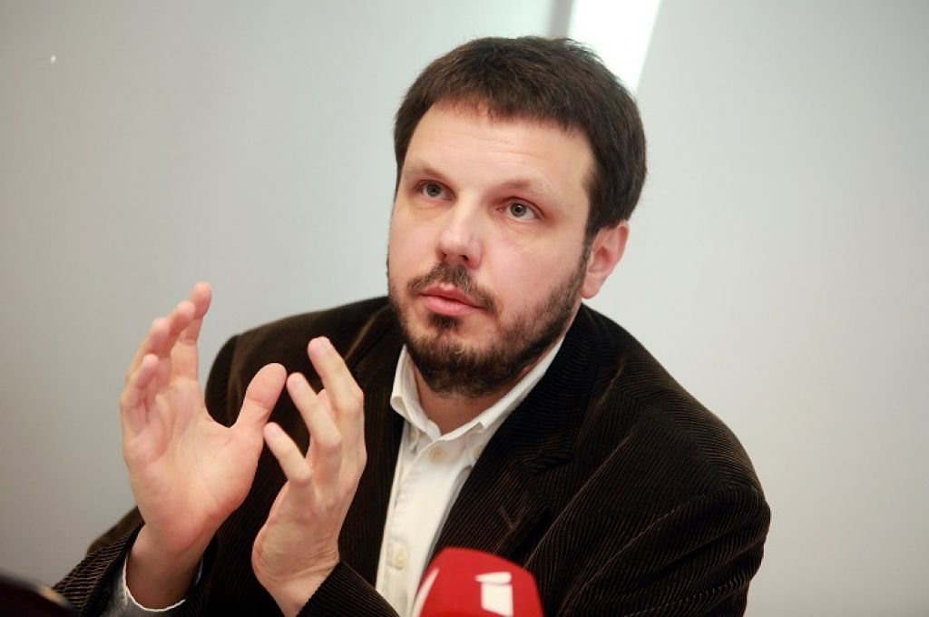 Ikstens: Brexit iznākumā nepareizi pretnostatīt dažādu sociālo līmeņu vēlētājus