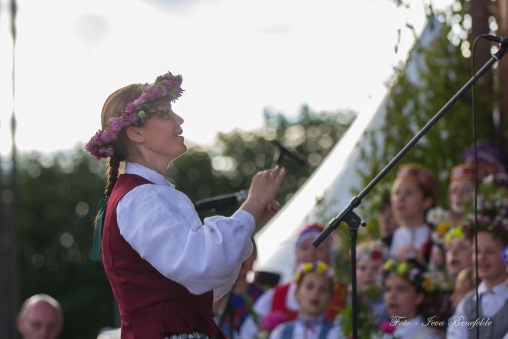 Nedēļas nogalē Kuldīgu pieskandinās Kurzemes Dziesmu svētku dalībnieki