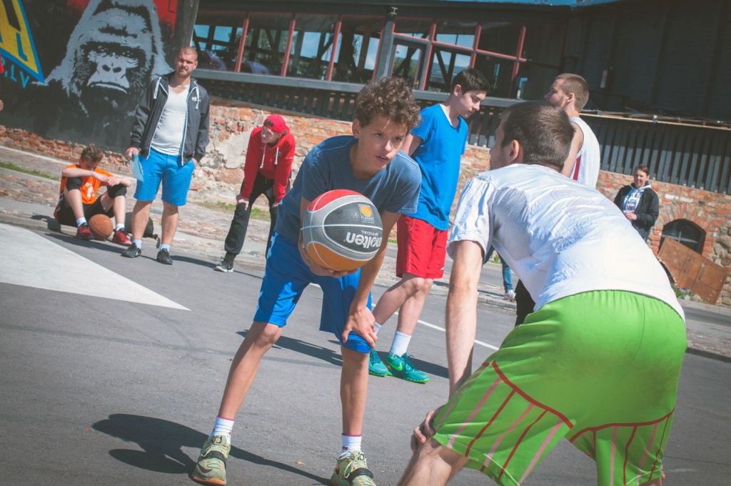 Dalībnieki aktīvi reģistrējas "Bruģa bumbas" čempionāta otrajam posmam