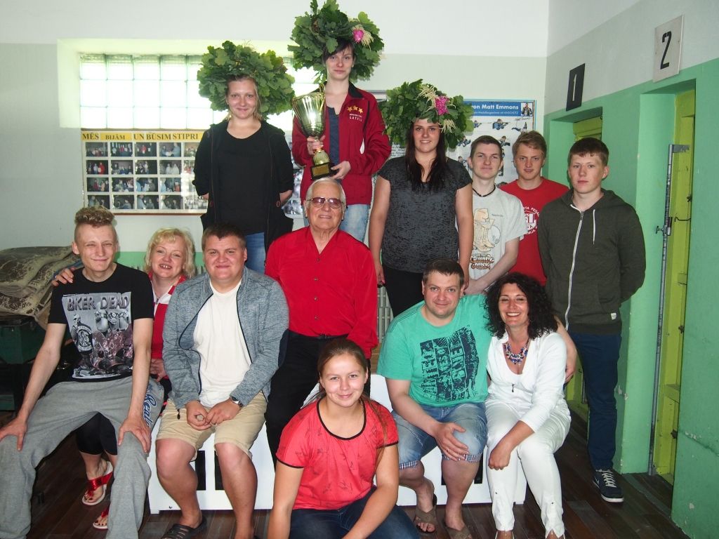 Aizputes novada ložu šāvēji pārbauda spēkus pirms Latvijas IV Olimpiādes