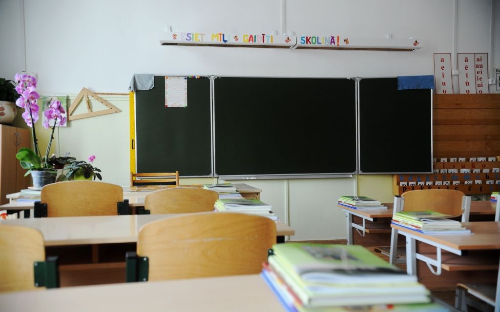 Šogad skolēniem labāk veicies angļu valodas un latviešu valodas eksāmenā