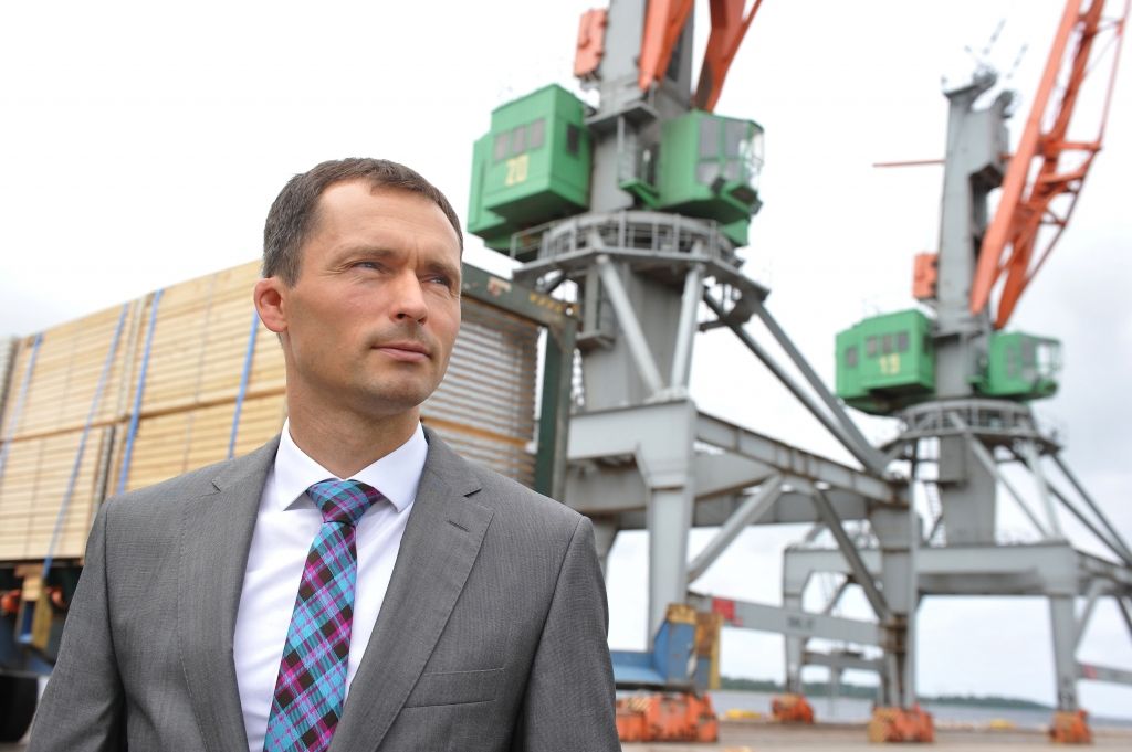 Dienas tēma: Japāņi dubulto investīcijas