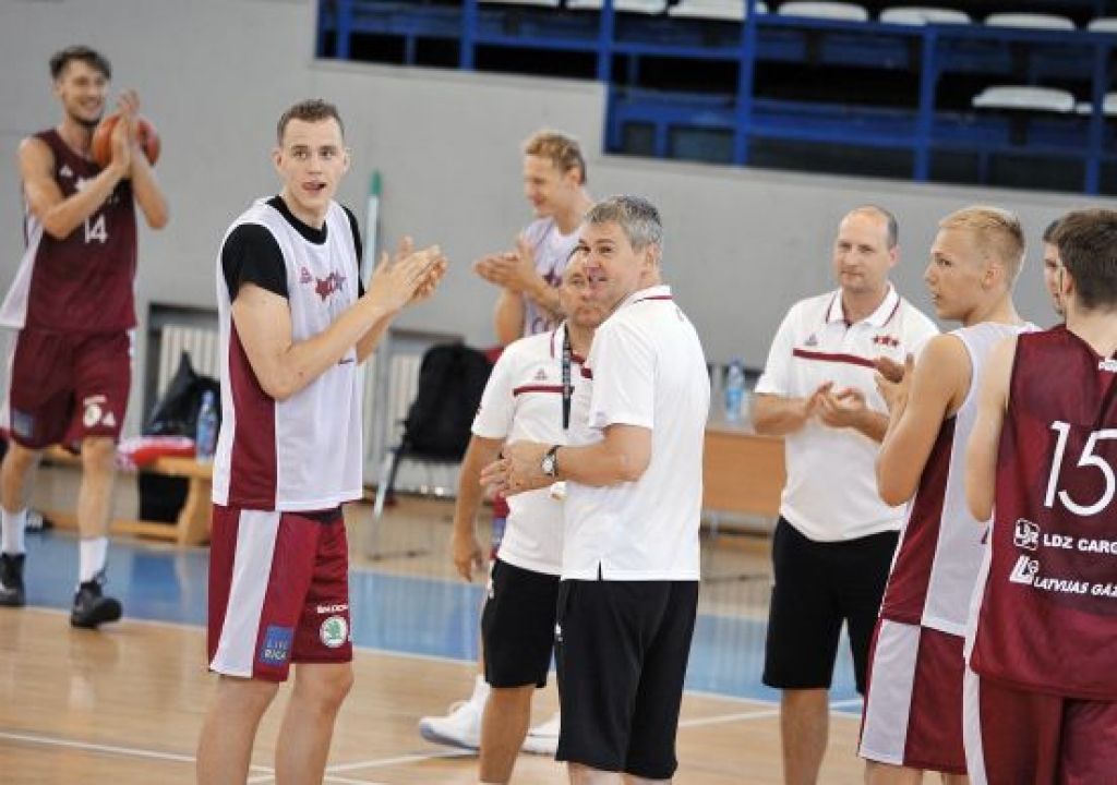 Latvija kauju par Rio sāk ar bīstamu eksotiku