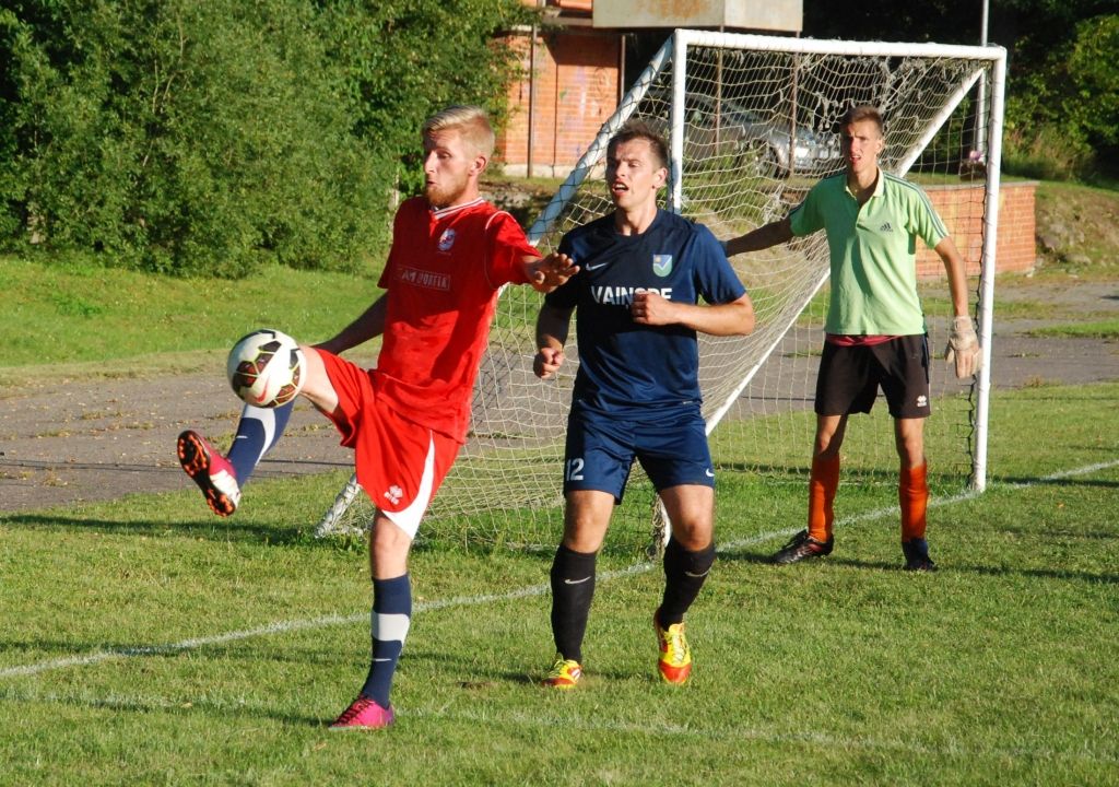 Par Lejaskurzemes novadu čempiona titulu minifutbolā cīnīsies astoņas komandas